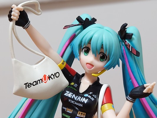 ESPRESTO est 配色与秀发 初音未来赛车女郎 赛车未来2019 右京车队女郎