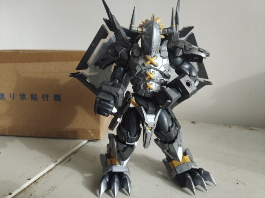 Figure-rise Standard 数码宝贝 02 暗黑战斗暴龙兽 Amplified