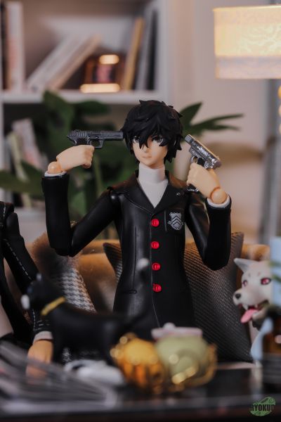 figma #256 女神异闻录4 无敌究极后桥背摔 主角