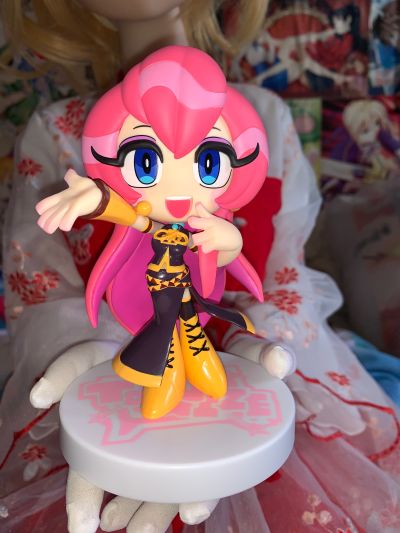 TOONIZ  巡音流歌 美式卡通配色