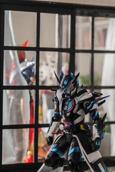 S.H.Figuarts 创骑 新世界 假面骑士克罗兹 假面骑士克罗兹 埃伯尔形态