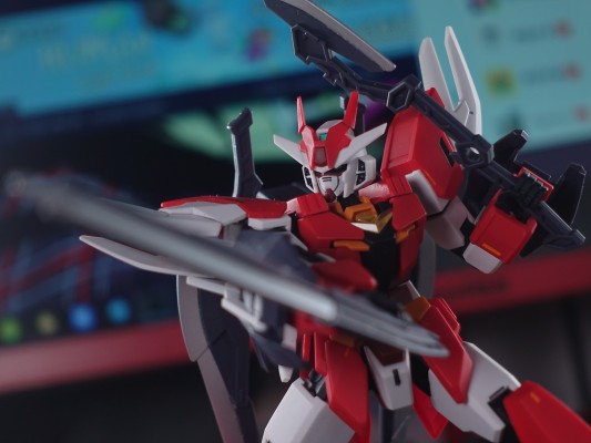 HG  高达创形者：再起  核心高达 (实战配色)+火星四型装甲