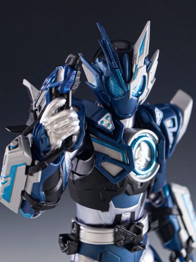 S.H.Figuarts 假面骑士零一 假面骑士俄耳托斯巴尔坎