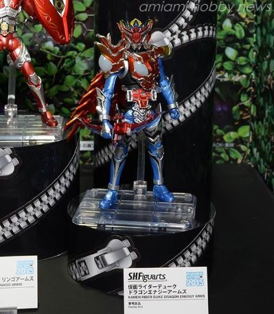 S.H.Figuarts 假面骑士联手出击 驰骑与铠武 电影大战 全力出击 假面骑士公爵 火龙果超能武装