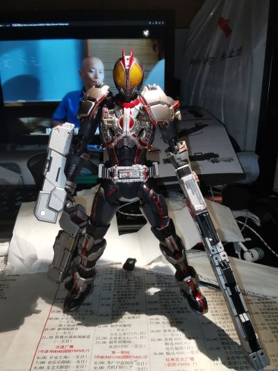 S.I.C. 极魂 假面骑士：555  假面骑士凯撒