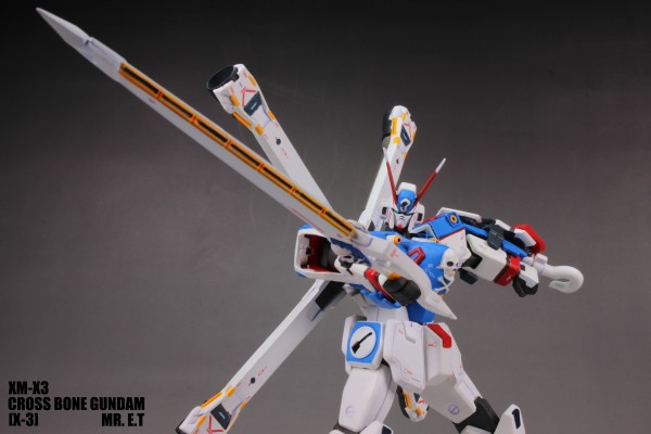 GUNDAM FIX FIGURATION ＃0031 海盗高达3号機 & 全装甲型海盗高达X-1