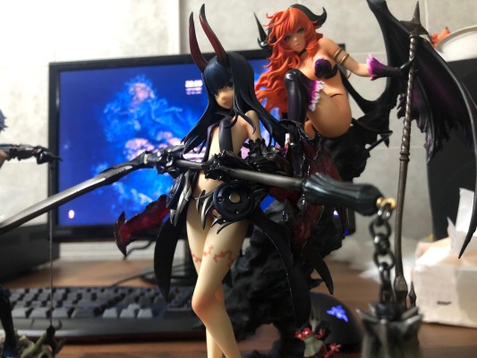 黑の守り手 屈曲角の悪魔(ディアボルス・インクリナタス)：デスデモナ