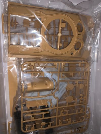 35323 1/35 以色列陆军 M51 超级谢尔曼 坦克