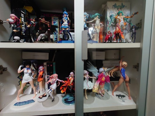 期待在地下城邂逅有错吗  赫斯缇雅