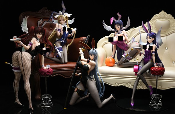 新田由比 兔女郎