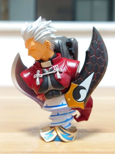 Fate Fantasm BOX 1 イリヤとゆかいな仲間たち 【イリヤ胸像フィギュア付録】 （書籍）