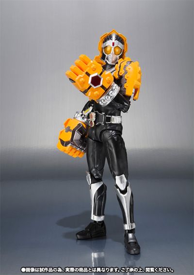 S.H.Figuarts  假面骑士拳击 胡桃武装（暂译）