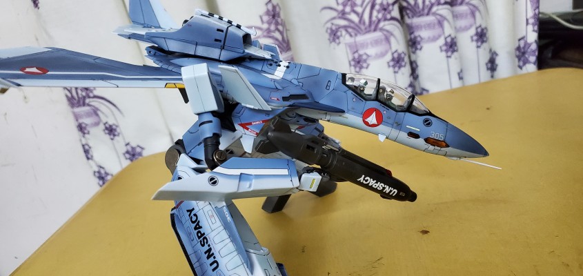 超时空要塞 Zero VF-0D 凤凰 [Premium Finish]