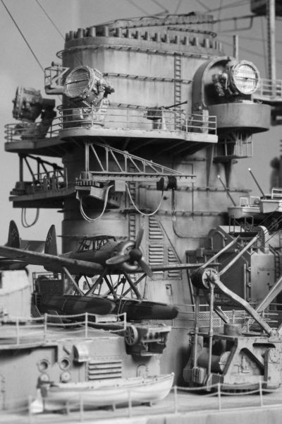 78013 1/350 德国海军 俾斯麦号战列舰