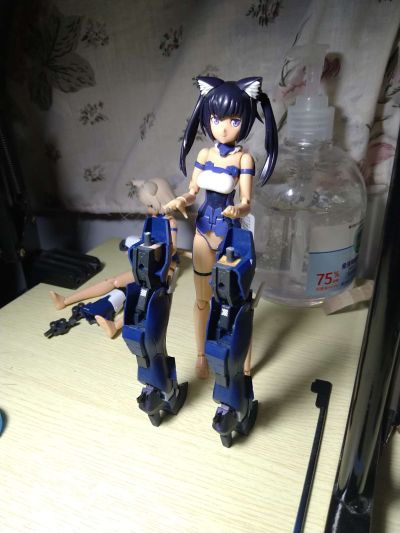 机甲少女 祈仙蒂雅 蓝色版