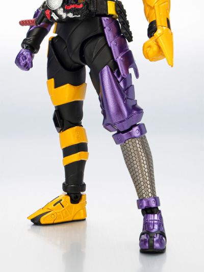 S.H.Figuarts 假面骑士创骑 假面骑士创骑 忍者漫画形态