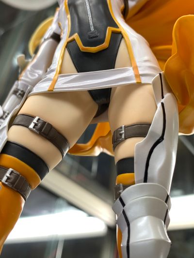 良笑&Type-Moon赛车系列 阿尔托莉雅·Lily 赛车女郎