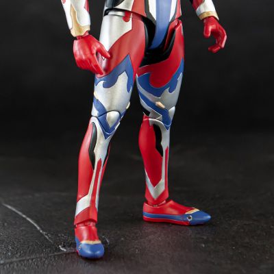 S.H.Figuarts 泽塔奥特曼 伽马未来