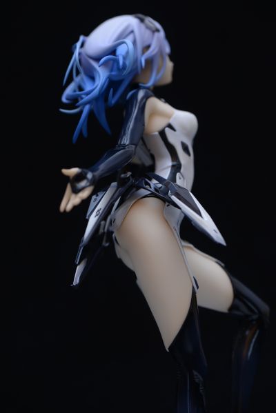 无缝可动手办 BEATLESS -没有心跳的少女- 蕾西亚