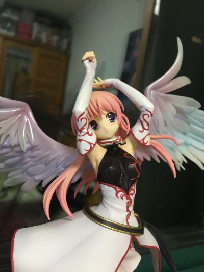 秽翼的尤斯蒂娅 尤斯蒂娅・阿斯特莉亚 -炽天使版-