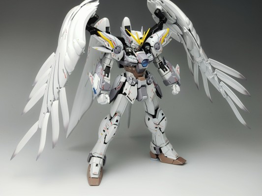 MG  1/100  飞翼高达零式·无尽的华尔兹 Ka版