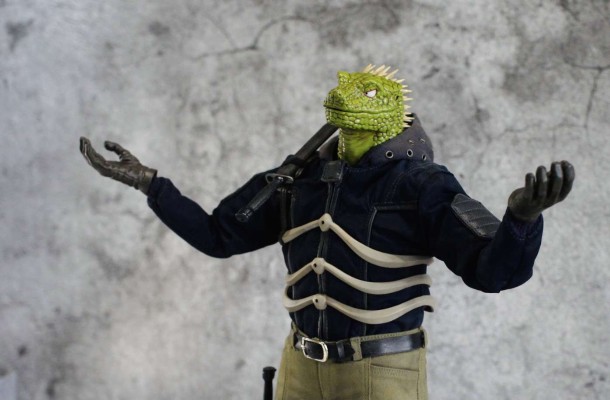 3Z0140 异兽魔都 开曼