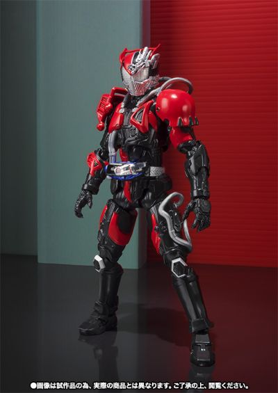S.H.Figuarts 剧场版 假面骑士驰骑 SURPRISE FUTURE 假面骑士超白热驰骑
