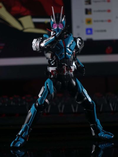S.H.Figuarts 假面骑士 令和第一世代  假面骑士一型  岩蝗