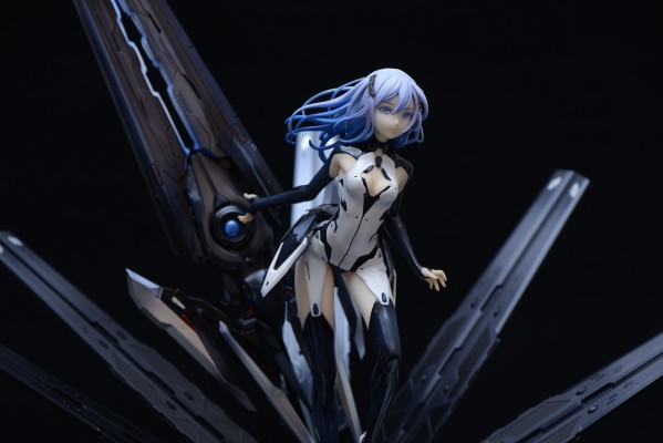 无缝可动手办 BEATLESS -没有心跳的少女- 蕾西亚