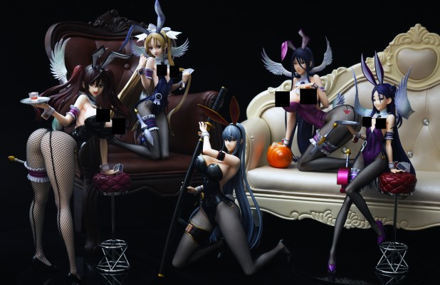 新田由比 兔女郎