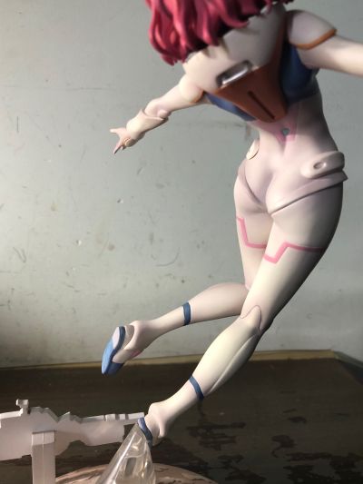 彼方的阿斯特拉 阿莉艾斯·春