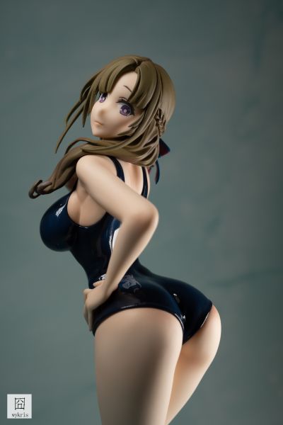 普通攻击是全体攻击而且能二次攻击的妈妈你喜欢吗？ 大好真真子 学校泳装Ver.