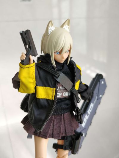 给水狼配了套衣服