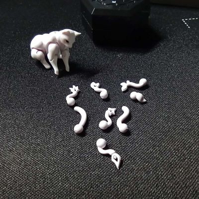 chitocerium XXII-tanio alb