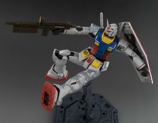 MG 1/100 机动战士高达 RX-78-2 高达 Ver.2.0