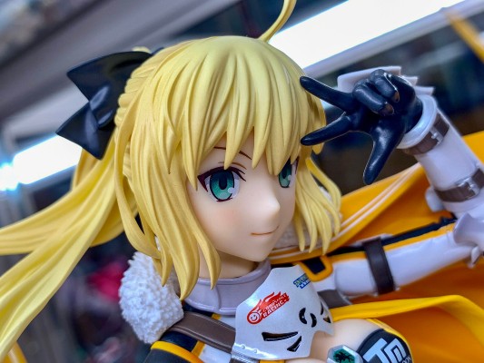 良笑&Type-Moon赛车系列 阿尔托莉雅·Lily 赛车女郎