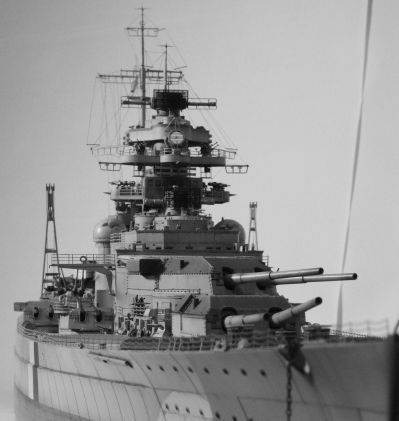 78013 1/350 德国海军 俾斯麦号战列舰