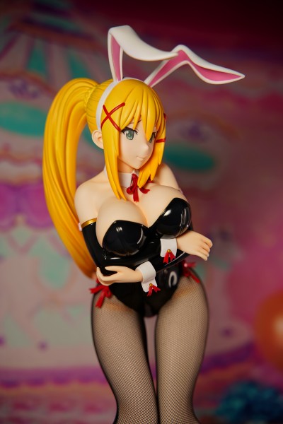 B-style 	为美好的世界献上祝福！ 达斯提尼斯·福特·拉拉蒂娜