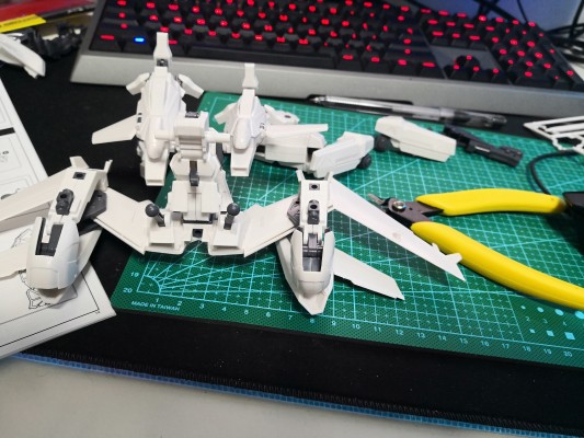 尼尔：自动人形  模型套件 飞行组件 Ho229 B型+2B（寄叶二号B型）