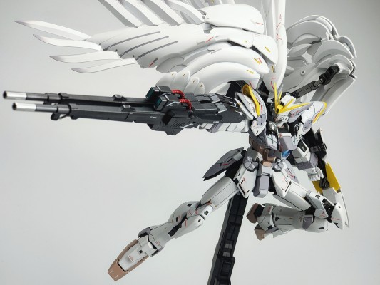 MG  1/100  飞翼高达零式·无尽的华尔兹 Ka版