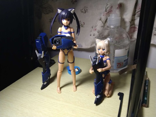 机甲少女 祈仙蒂雅 蓝色版