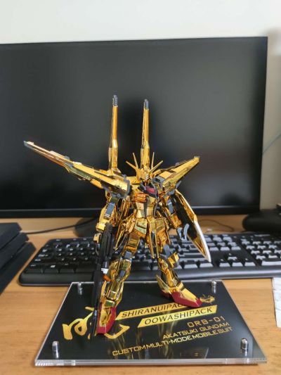 1/100  拂晓高达（大鹫装备/不知火装备）