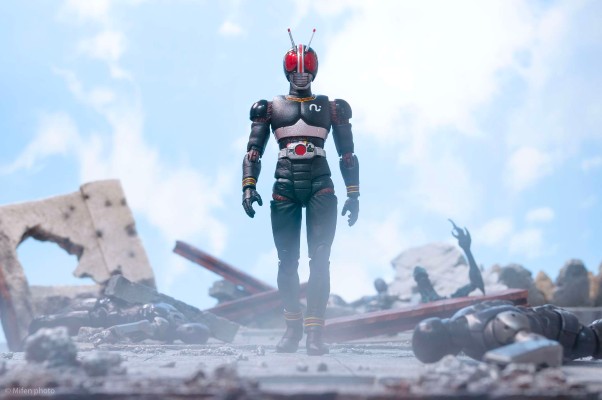 S.H.Figuarts(真骨雕制法)  假面骑士暗日