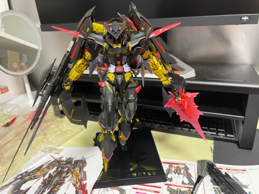 METAL BUILD 机动战士高达SEED  ASTRAY 天空的皇女 异端高达金色机天蜜娜