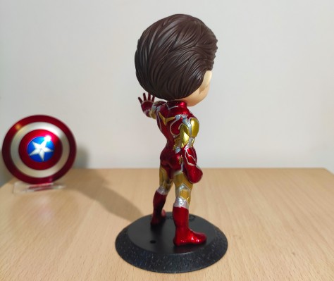 Q Posket 复仇者联盟4：终局之战 トニー·スターク&钢铁侠 マーク85 