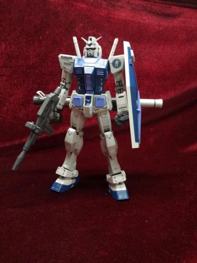 MG  高达基地限定 机动战士高达 RX-78-2 高达 3.0版本 ［高达基地配色］