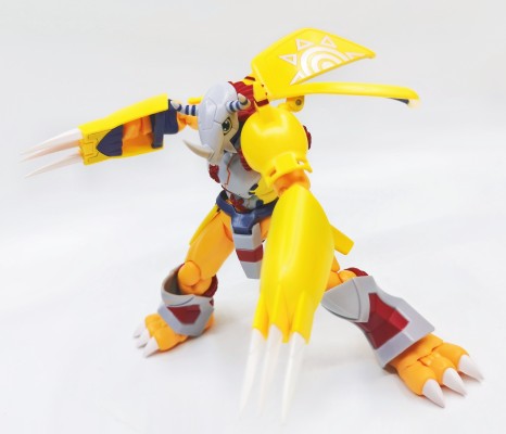 S.H.Figuarts  战斗暴龙兽 《数码宝贝 我们的战争游戏》