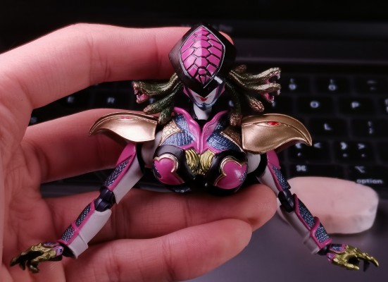 S.H.Figuarts 美杜莎幻魔