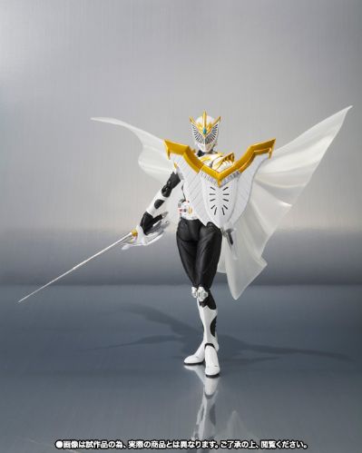 S.H.Figuarts 剧场版 假面骑士龙骑 终章 假面骑士白羽