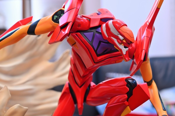 新世纪福音战士 EVA-02 Metallic Variant Exclusive